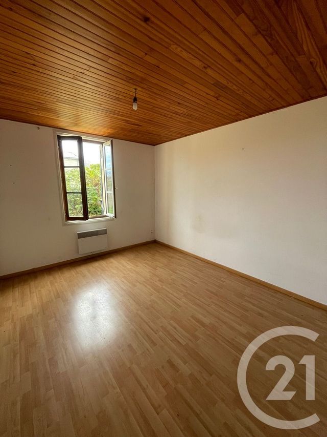 maison à vendre - 6 pièces - 188.0 m2 - LES PEINTURES - 33 - AQUITAINE - Century 21 G&B Immobilier