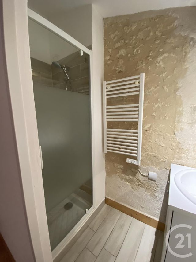 maison à louer - 3 pièces - 62.09 m2 - ST GERMAIN DU PUCH - 33 - AQUITAINE - Century 21 G&B Immobilier