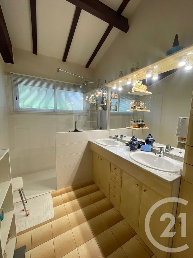 maison à vendre - 4 pièces - 124.0 m2 - GUITRES - 33 - AQUITAINE - Century 21 G&B Immobilier