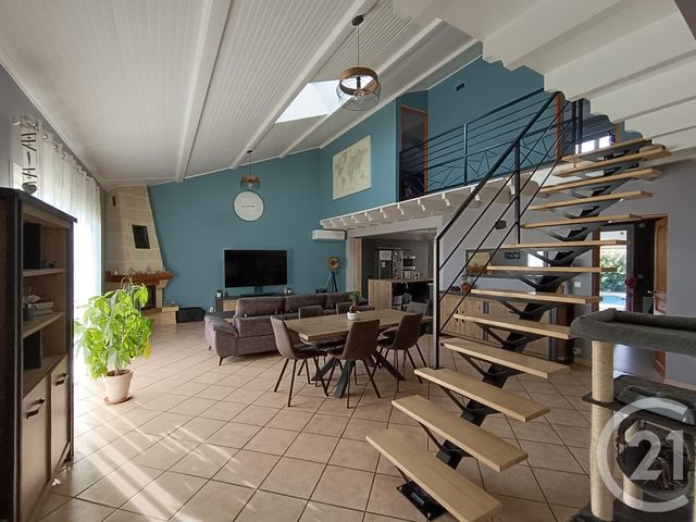 maison à vendre - 7 pièces - 170.52 m2 - LA BARDE - 17 - POITOU-CHARENTES - Century 21 G&B Immobilier
