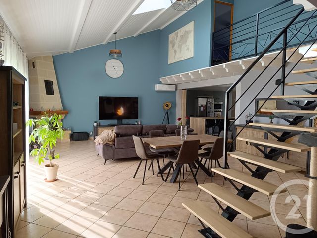 maison à vendre - 7 pièces - 170.52 m2 - LA BARDE - 17 - POITOU-CHARENTES - Century 21 G&B Immobilier