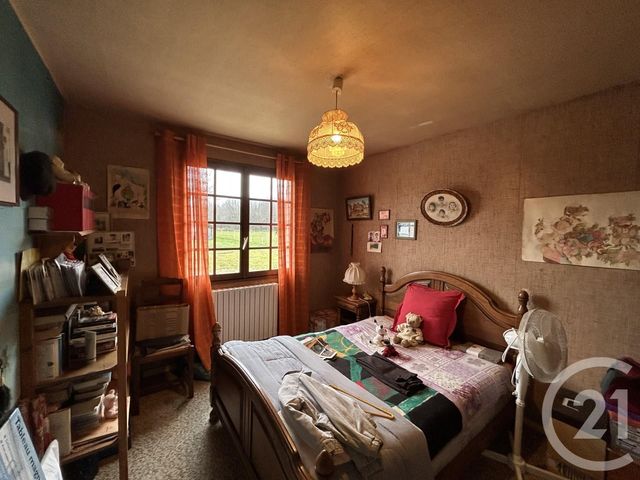 maison à vendre - 4 pièces - 88.23 m2 - LES EGLISOTTES ET CHALAURES - 33 - AQUITAINE - Century 21 G&B Immobilier