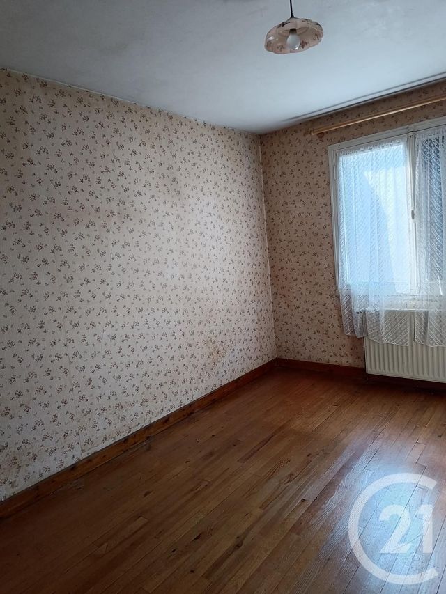 maison à vendre - 4 pièces - 87.53 m2 - ST MARTIN D ARY - 17 - POITOU-CHARENTES - Century 21 G&B Immobilier