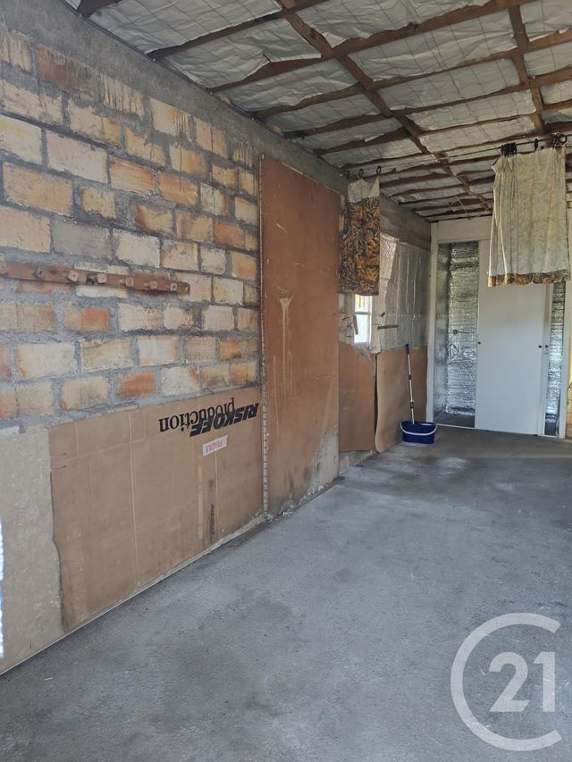 maison à vendre - 4 pièces - 87.53 m2 - ST MARTIN D ARY - 17 - POITOU-CHARENTES - Century 21 G&B Immobilier