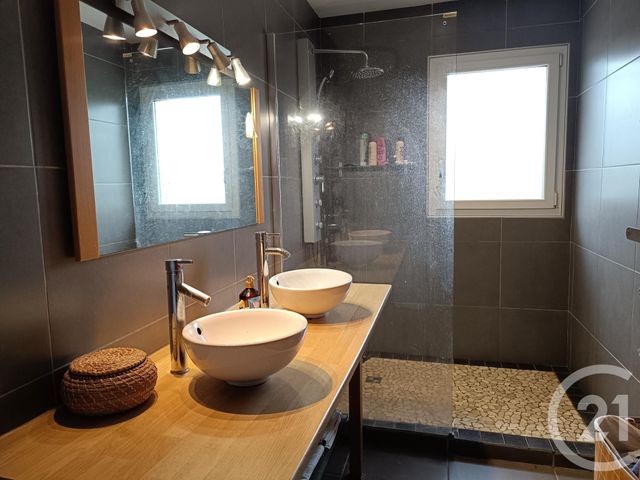 maison à vendre - 5 pièces - 130.51 m2 - LES PEINTURES - 33 - AQUITAINE - Century 21 G&B Immobilier