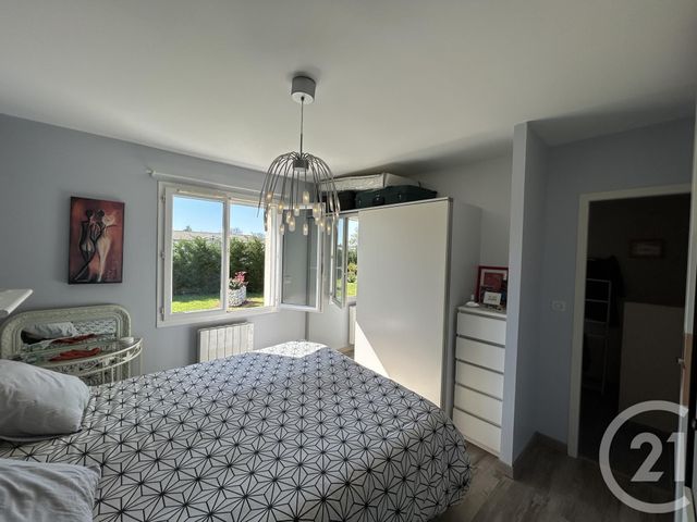 maison à vendre - 6 pièces - 162.9 m2 - CAMPS SUR L ISLE - 33 - AQUITAINE - Century 21 G&B Immobilier