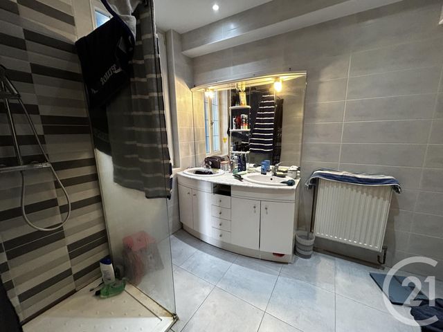 maison à vendre - 6 pièces - 310.92 m2 - LA ROCHE CHALAIS - 24 - AQUITAINE - Century 21 G&B Immobilier