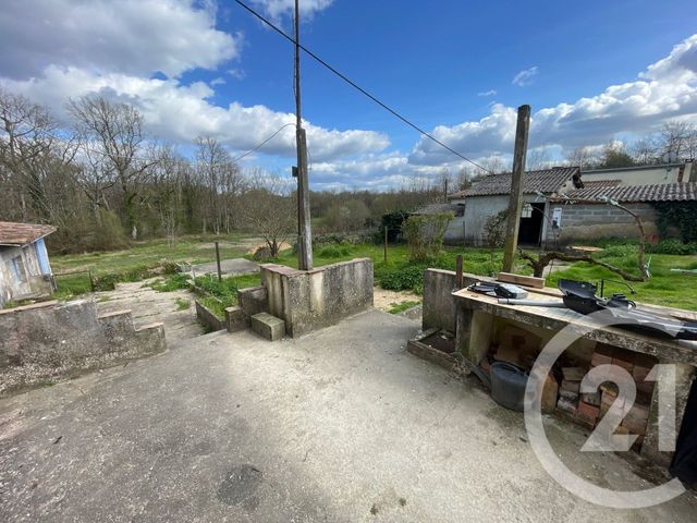 maison à vendre - 5 pièces - 175.0 m2 - LA CLOTTE - 17 - POITOU-CHARENTES - Century 21 G&B Immobilier