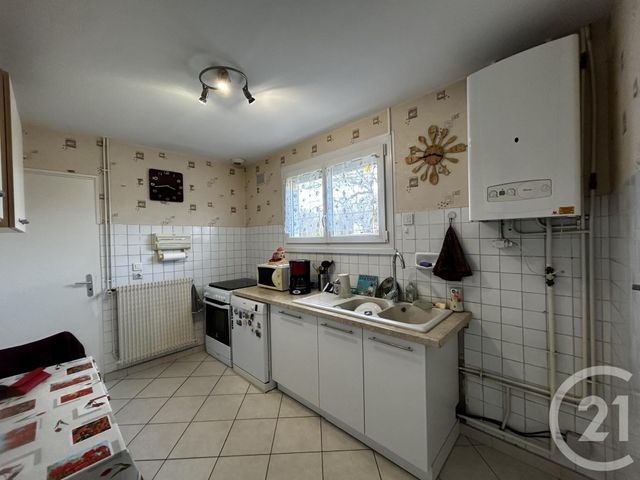 maison à vendre - 6 pièces - 111.02 m2 - ABZAC - 33 - AQUITAINE - Century 21 G&B Immobilier