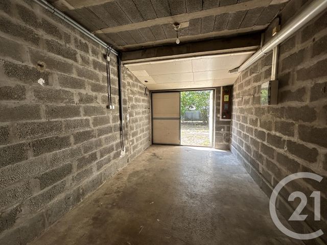 maison à vendre - 4 pièces - 74.19 m2 - LES ARTIGUES DE LUSSAC - 33 - AQUITAINE - Century 21 G&B Immobilier