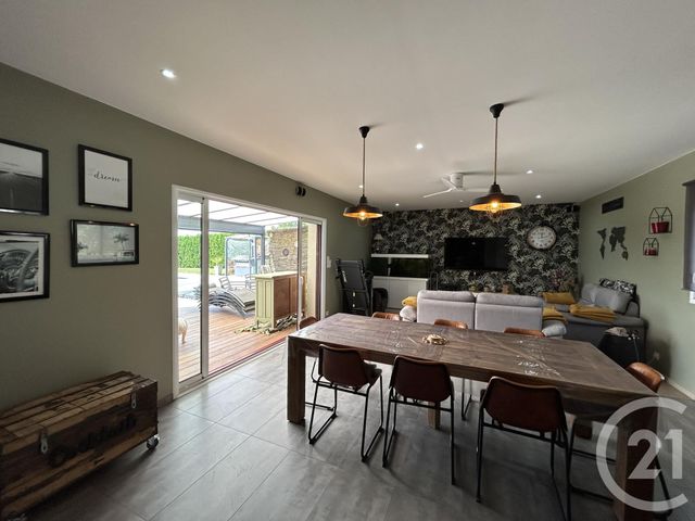 maison à vendre - 5 pièces - 145.08 m2 - LA ROCHE CHALAIS - 24 - AQUITAINE - Century 21 G&B Immobilier