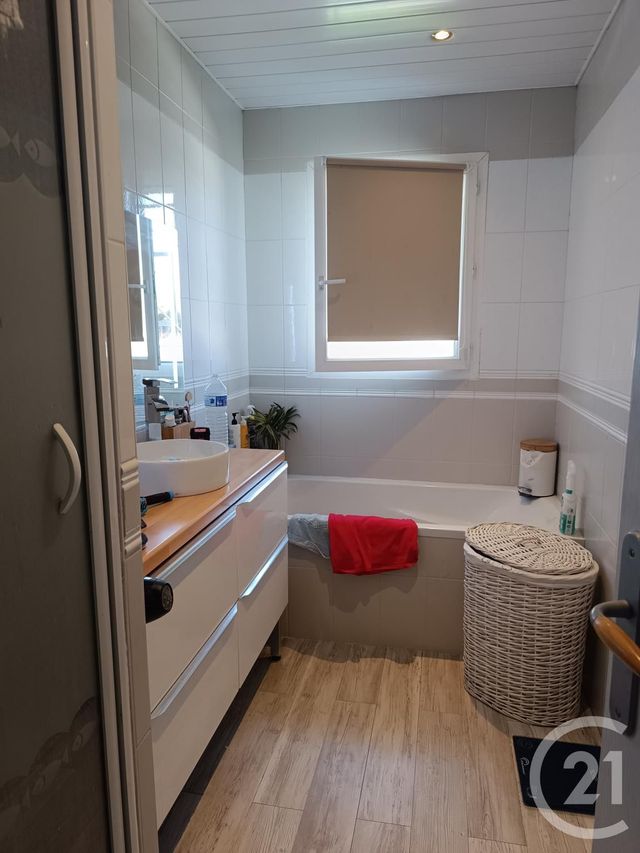 maison à vendre - 5 pièces - 93.0 m2 - ABZAC - 33 - AQUITAINE - Century 21 G&B Immobilier