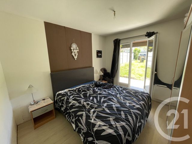 maison à vendre - 4 pièces - 78.57 m2 - BAYAS - 33 - AQUITAINE - Century 21 G&B Immobilier