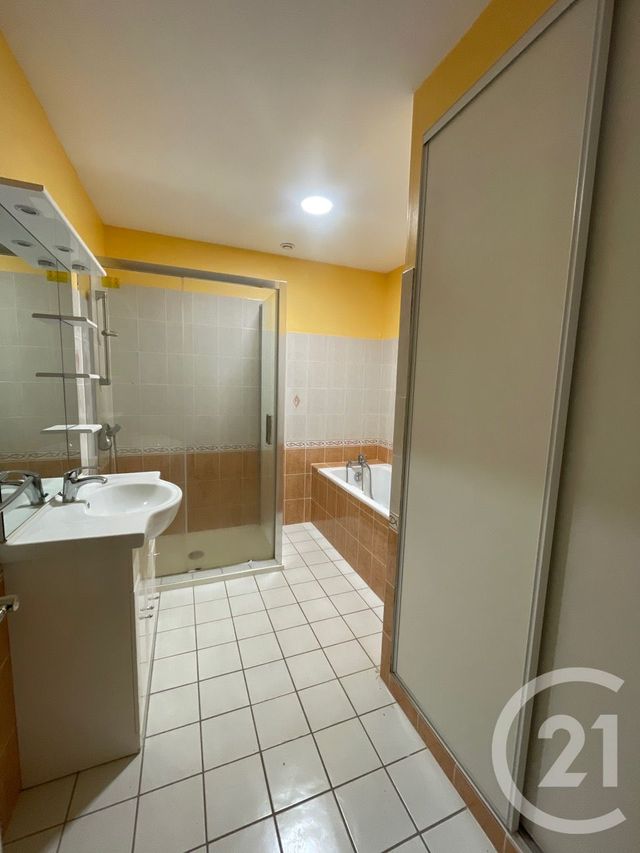 maison à vendre - 5 pièces - 124.7 m2 - COUTRAS - 33 - AQUITAINE - Century 21 G&B Immobilier