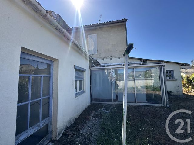 maison à vendre - 2 pièces - 85.47 m2 - ST MEDARD DE GUIZIERES - 33 - AQUITAINE - Century 21 G&B Immobilier